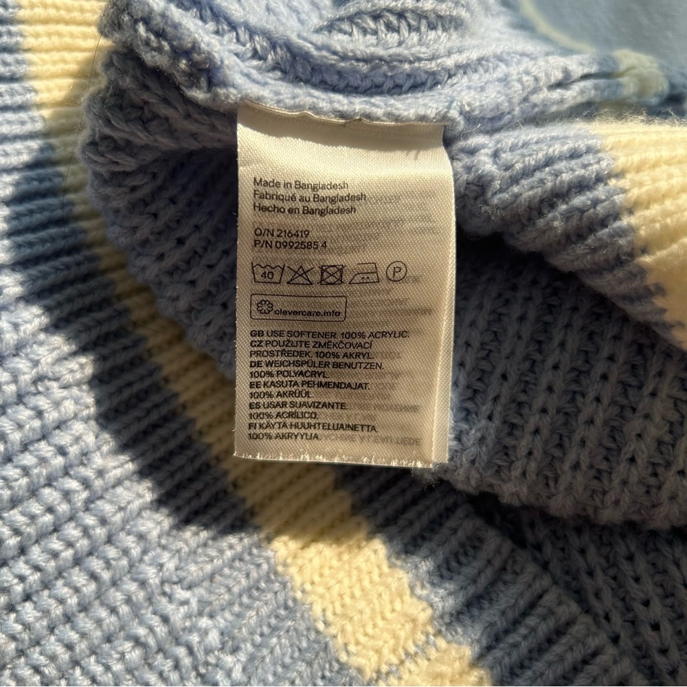 H&M Ribbed Sweater Vest - Picture 5 of 5